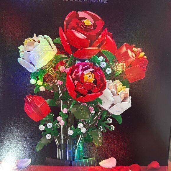 Botanical Garden Rose Building Blocks Set 818 Pieces NEW - Picture 3 of 10